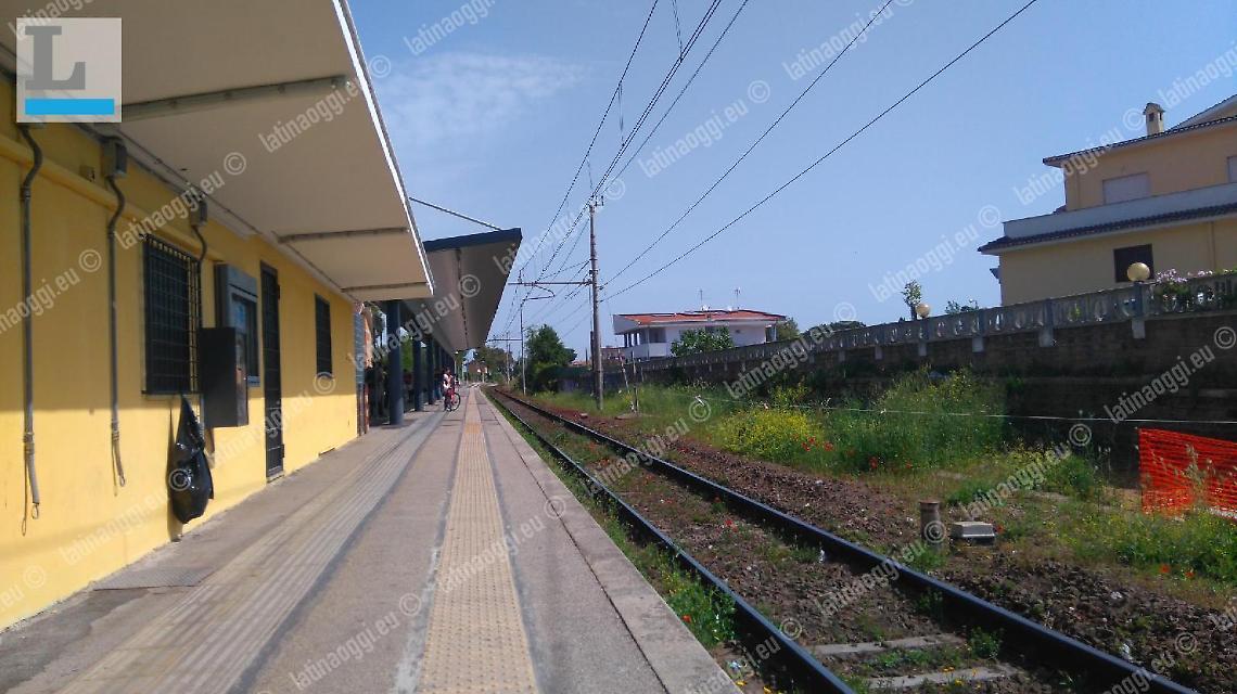 Anzio, guasto al passaggio a livello di Villa Claudia: treni in ritardo
