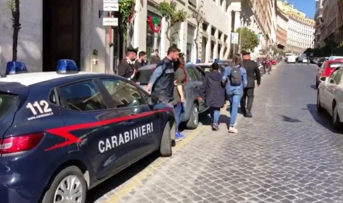 Borseggio alla stazione Termini, di nuovo arrestata Madame furto