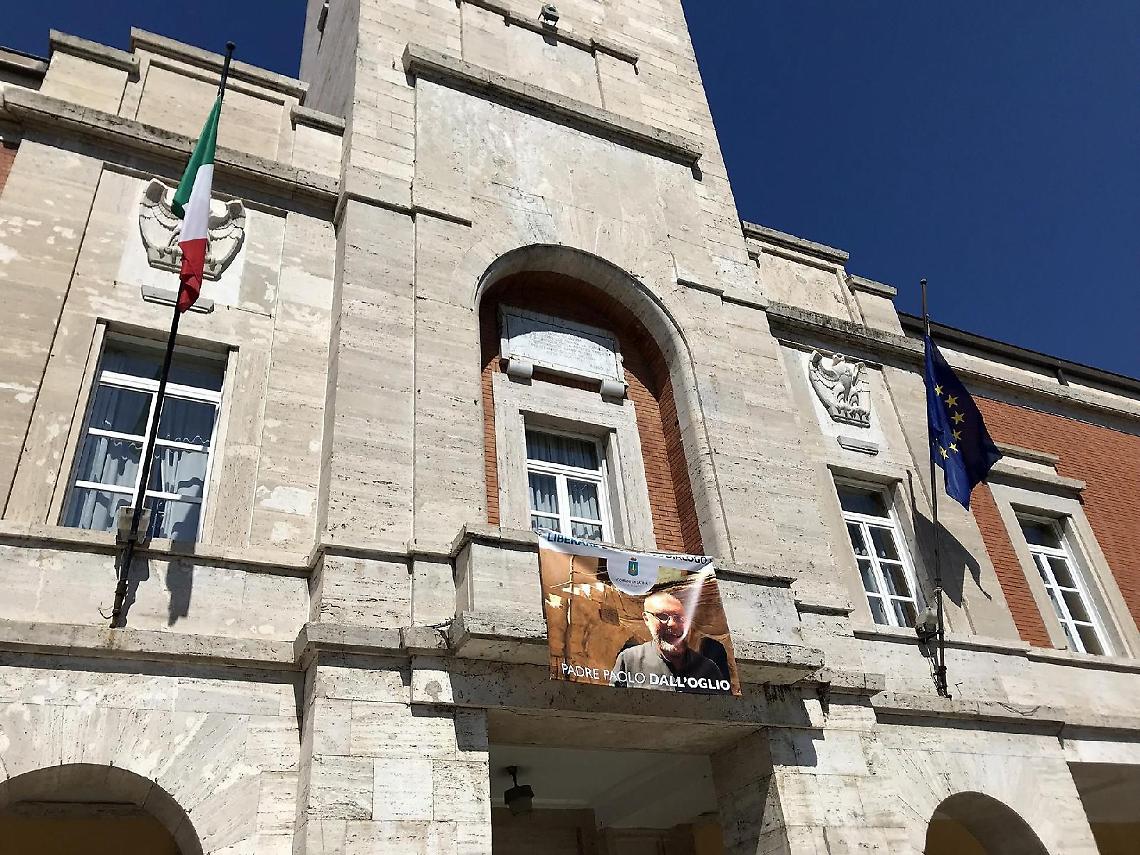 L'appello del Comune per la liberazione di Padre Paolo Dall'Oglio