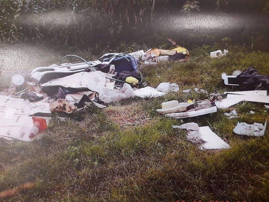 Nettuno, getta rifiuti nel bosco di Foglino: scatta la multa