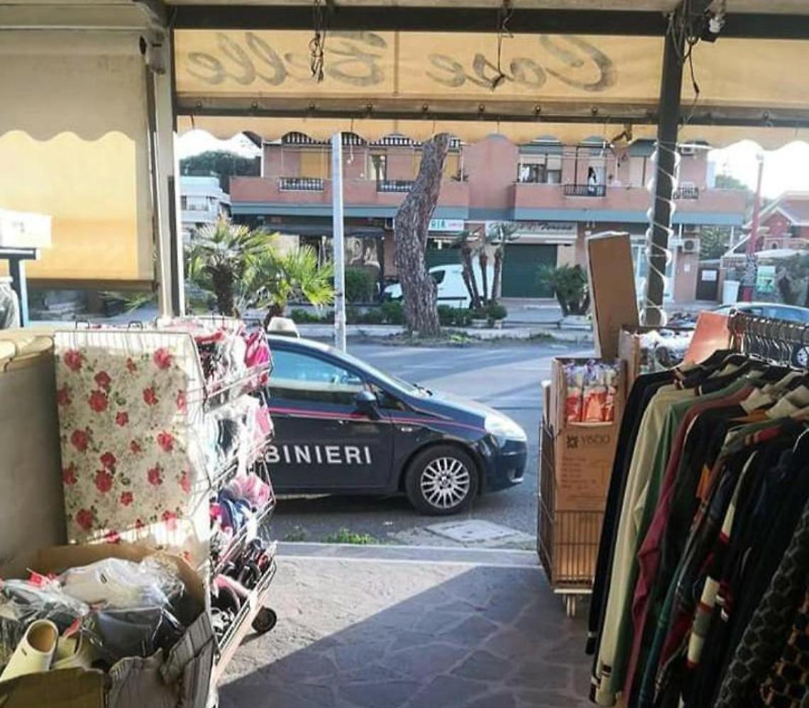 Anzio, botte a Lido dei Pini. E spunta anche un coltello