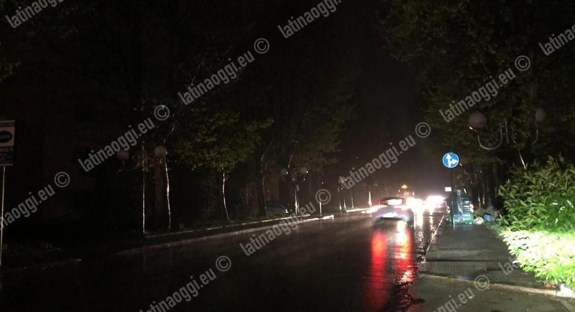 Black out in centro a Latina, molte strade sono al buio