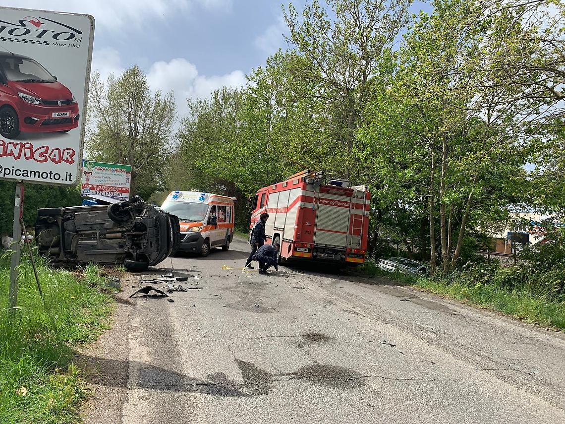 Anzio, incidente sulla Nettunense a Lavinio Stazione: tre feriti in ospedale