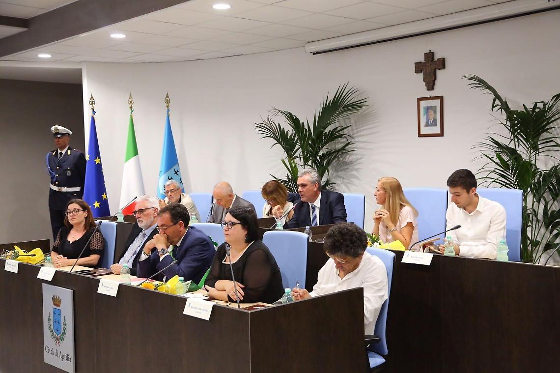 Il bilancio consuntivo passa tra vecchi debiti e contenziosi milionari