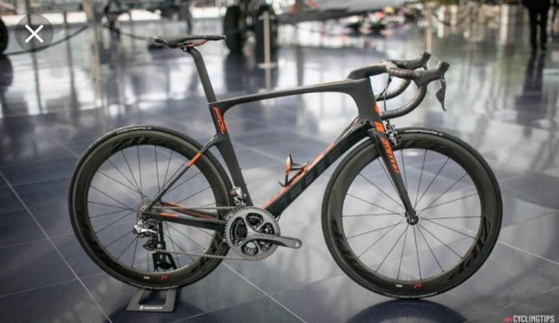 Rubata bici da corsa durante una gara amatoriale, in azione ladri specializzati