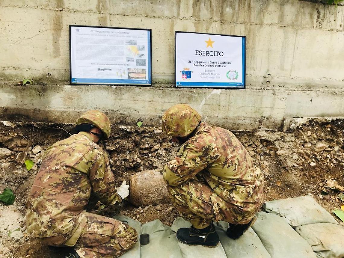 Bomba a Formia, le operazioni sono concluse. Il video dell'esplosione