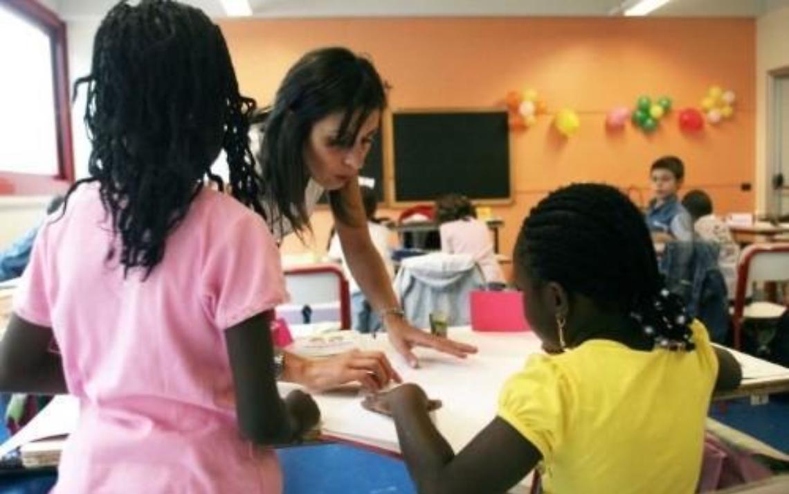 Accoglienza dei minori, Casapound: "Costi eccessivi". Il Comune: "E' la legge"