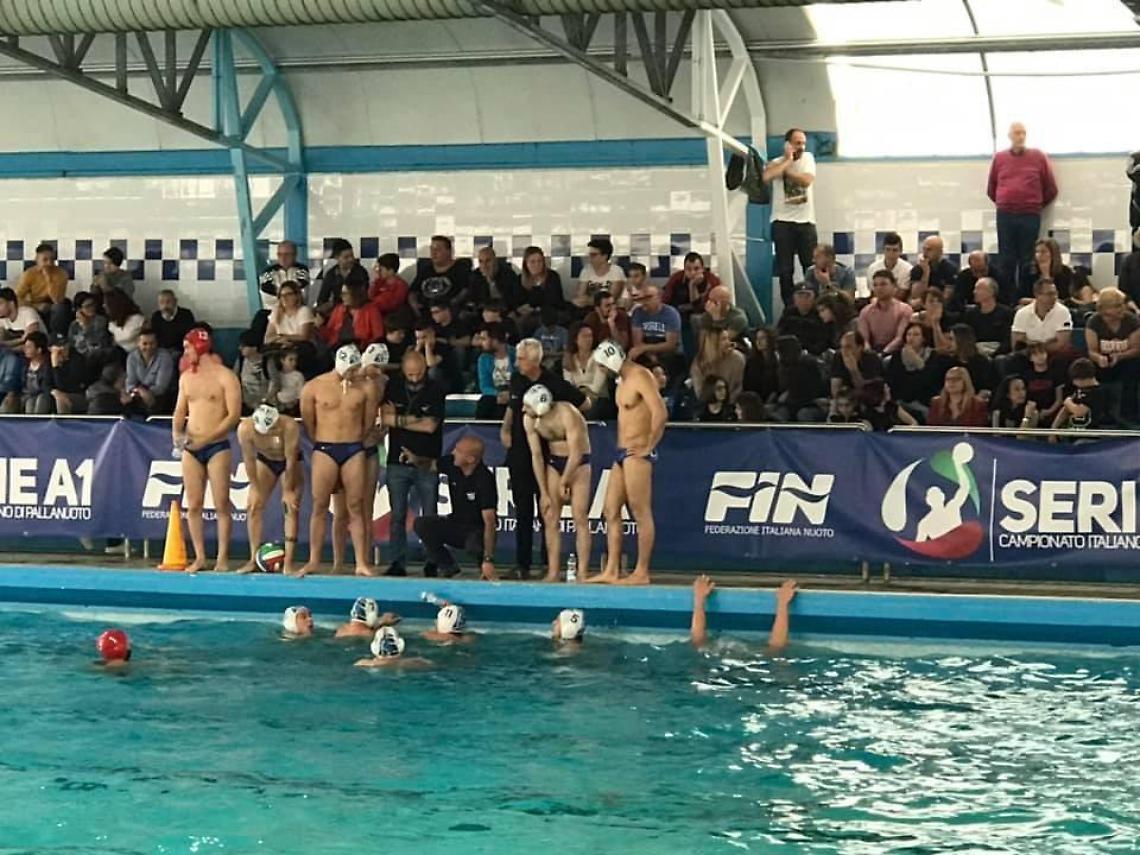 Latina Pallanuoto sconfitta nel finale a Messina: play off a rischio