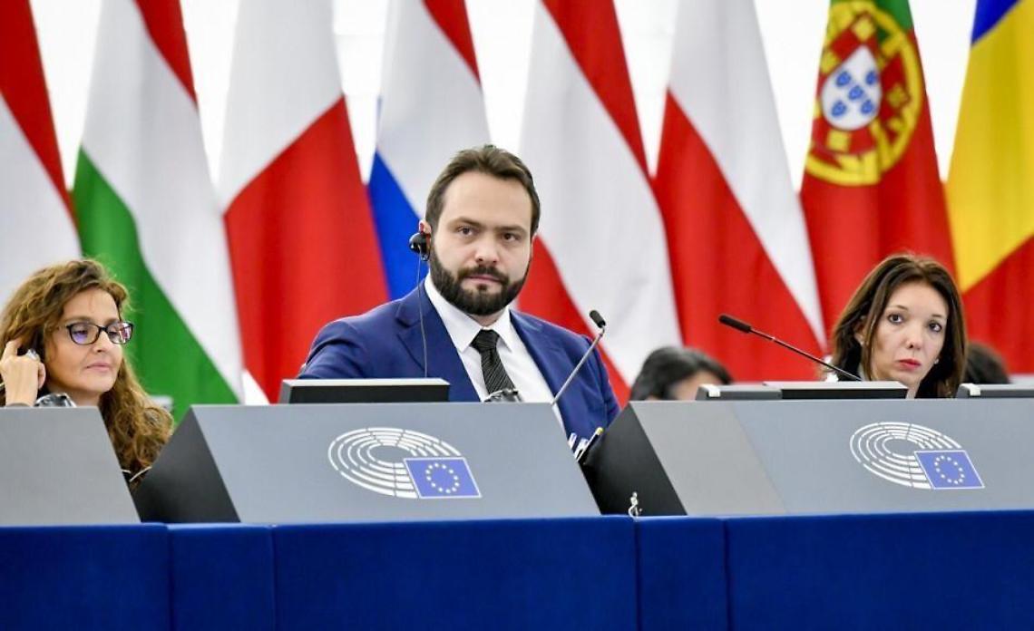 Castaldo (M5S): "Dopo le Europee, il Movimento si concentrerà su Latina"