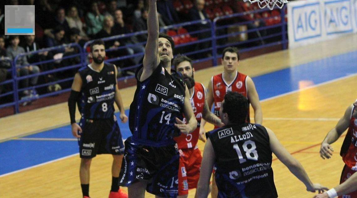 Benacquista pronta ad emigrare: la societ&agrave; strizza l'occhio a Cisterna