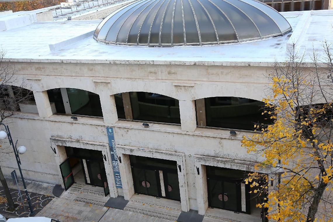 Teatro D'Annunzio, un'emergenza cronica: in tre anni spesi 440mila euro