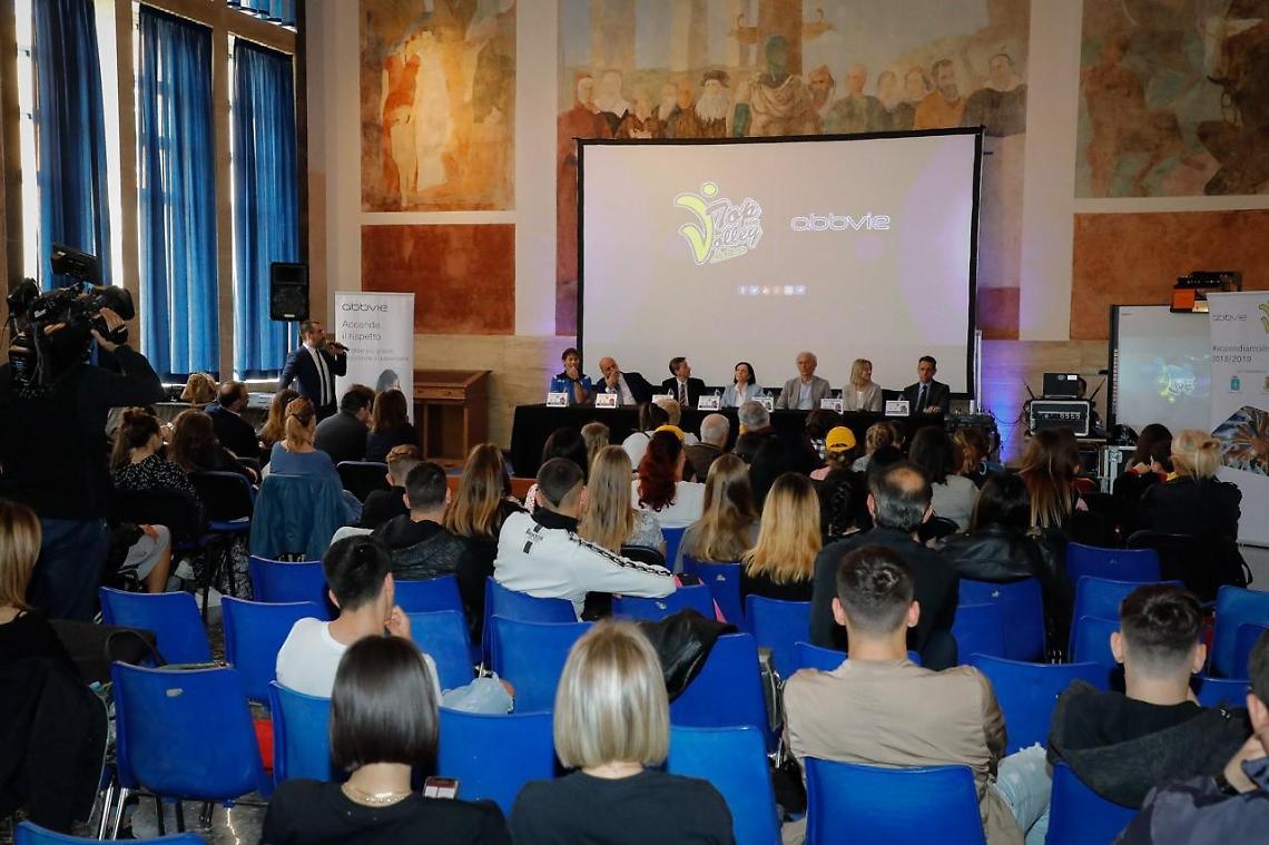 #Accendiamoilrispetto, Top Volley e Abbvie coinvolgono 10mila studenti