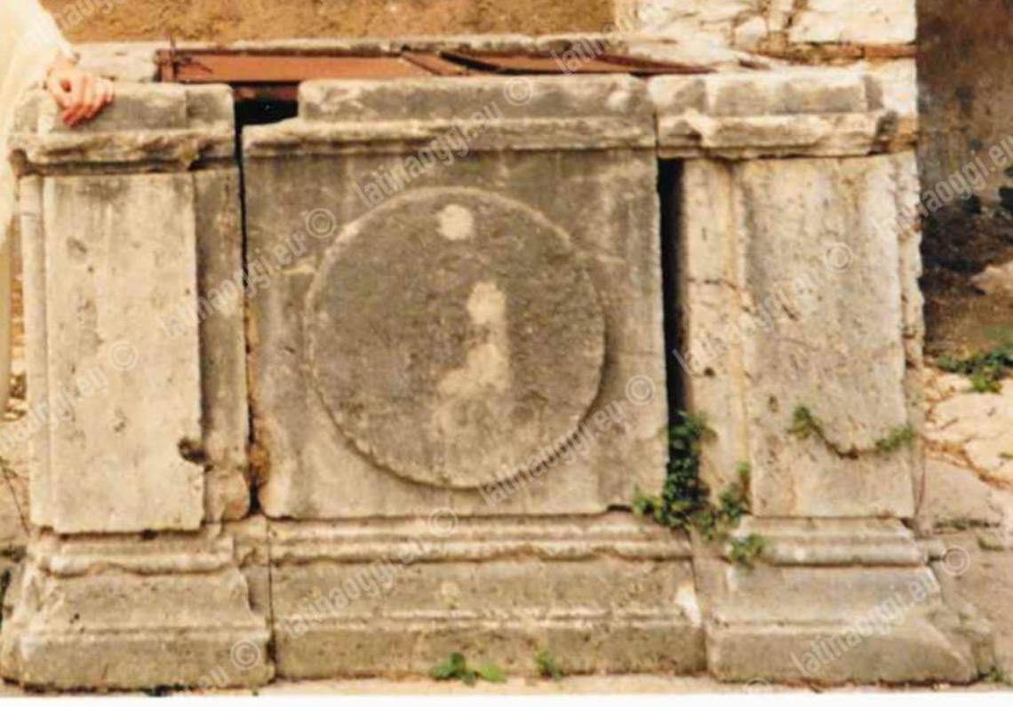 Palazzo Zaccaleoni, mistero sul pozzo sparito nella struttura