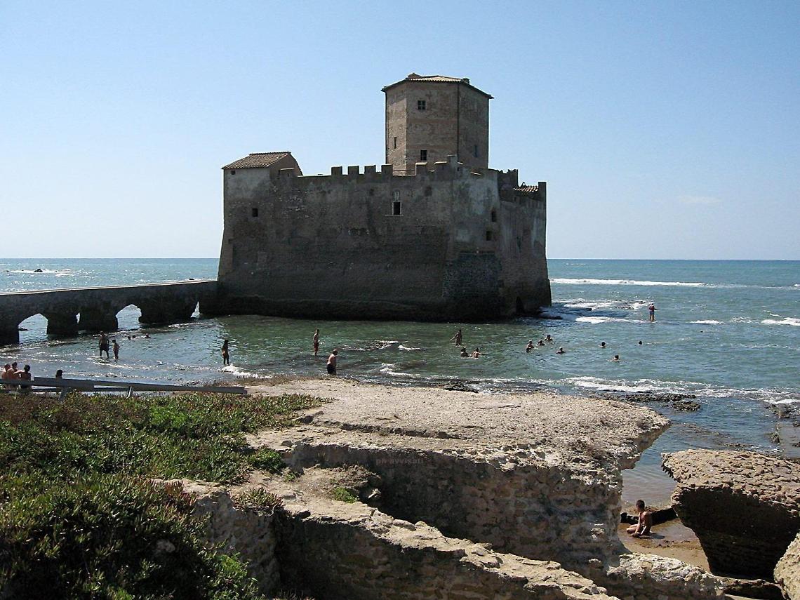 A Nettuno e Latina l'attesa &egrave; finita: domani riapre la spiaggia di Torre Astura