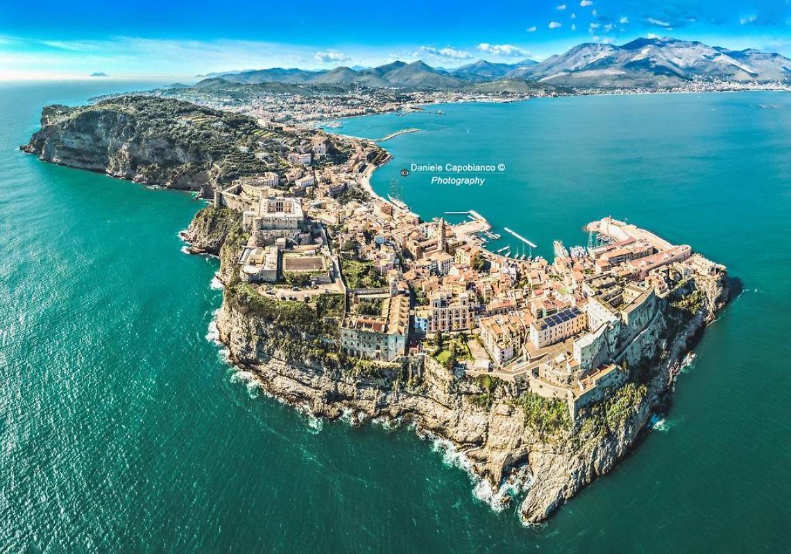 Swimming Paradise, ormai ci siamo: tutto pronto per i 3300 metri di nuoto