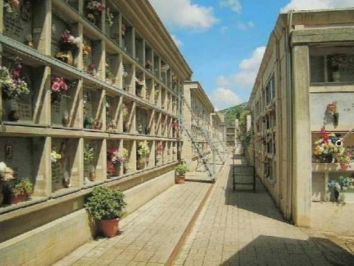 Cimitero, adesso pu&ograve; partire la manutenzione straordinaria
