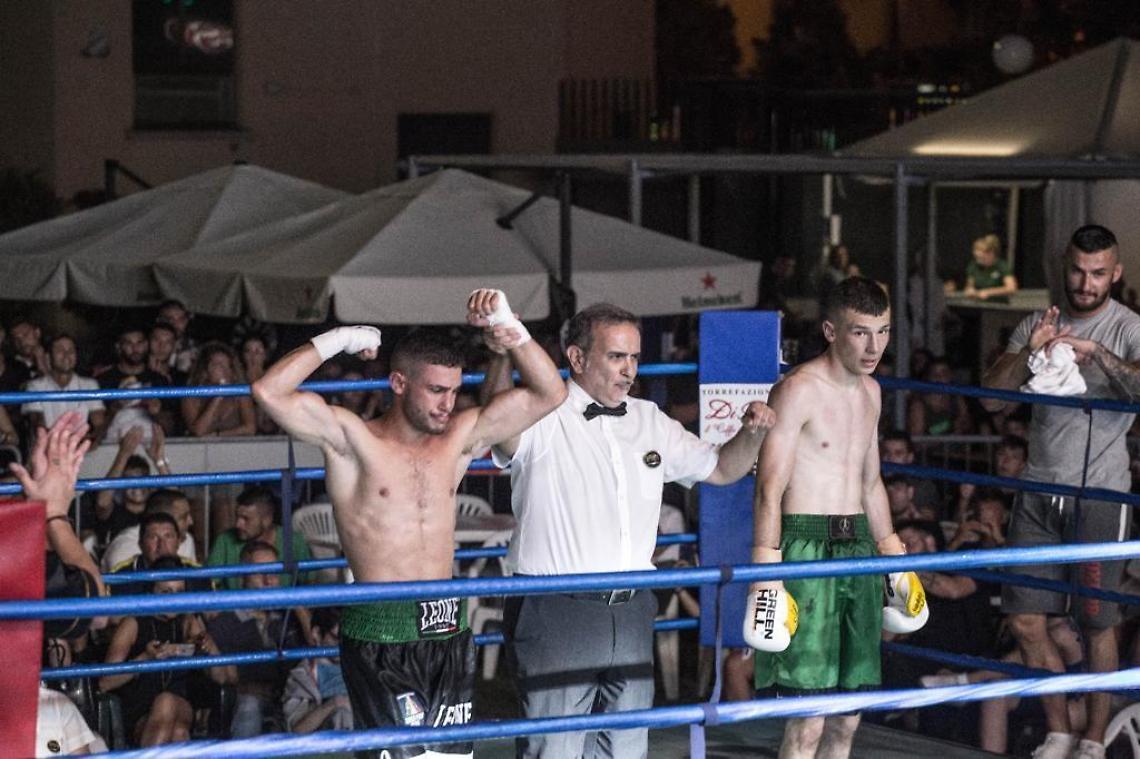 Boxe, pontini in evidenza nella grande notte dei professionisti