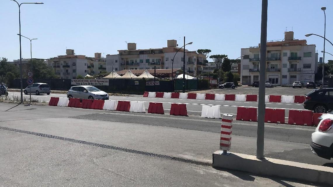 Complanari sbarrate sulla Pontina: proteste e carte bollate a Terracina