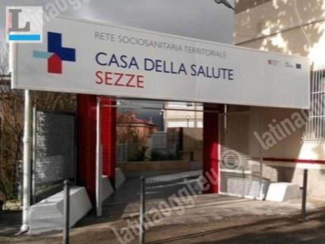Aggredisce il personale nella Casa della Salute di Sezze: arrestato