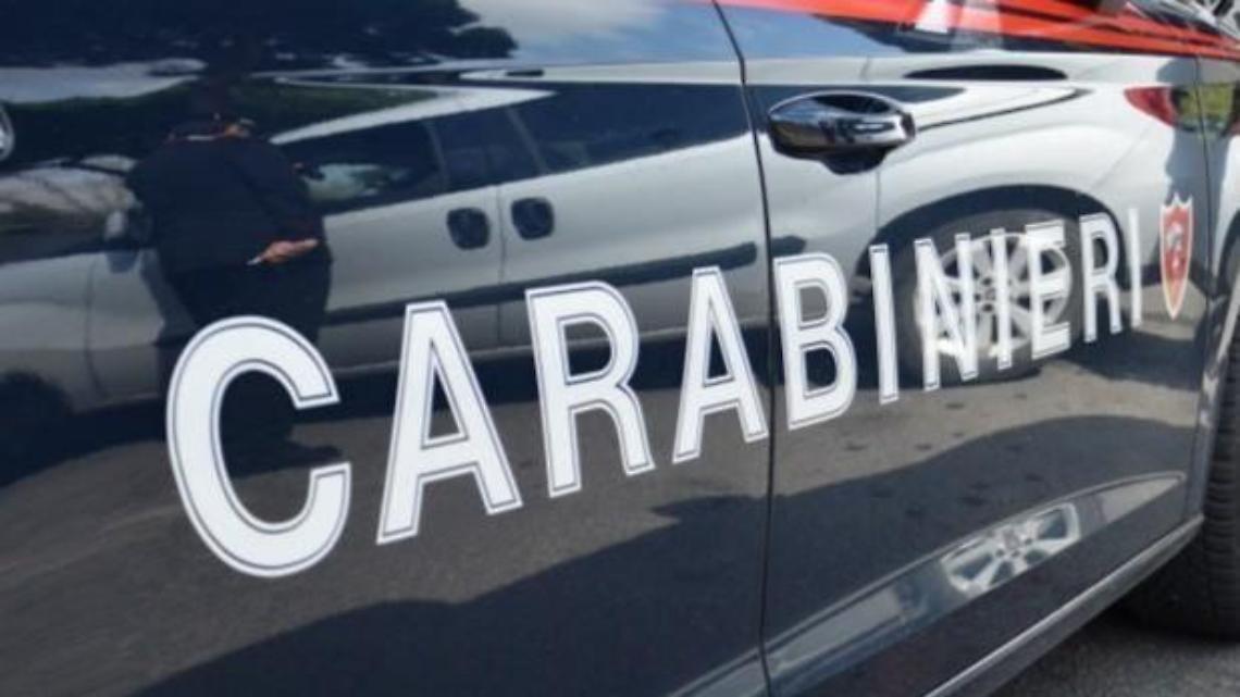 Stalker  arrestato a Sabaudia, aveva anche tentato di dare fuoco al bar