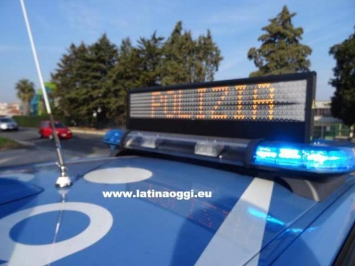 Pomezia, incidente sulla Pontina: tamponamento fra quattro auto. Code in aumento