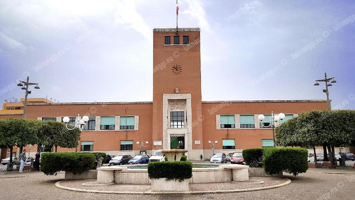 Campo sportivo, a Pontinia è polemica per l'uso della struttura