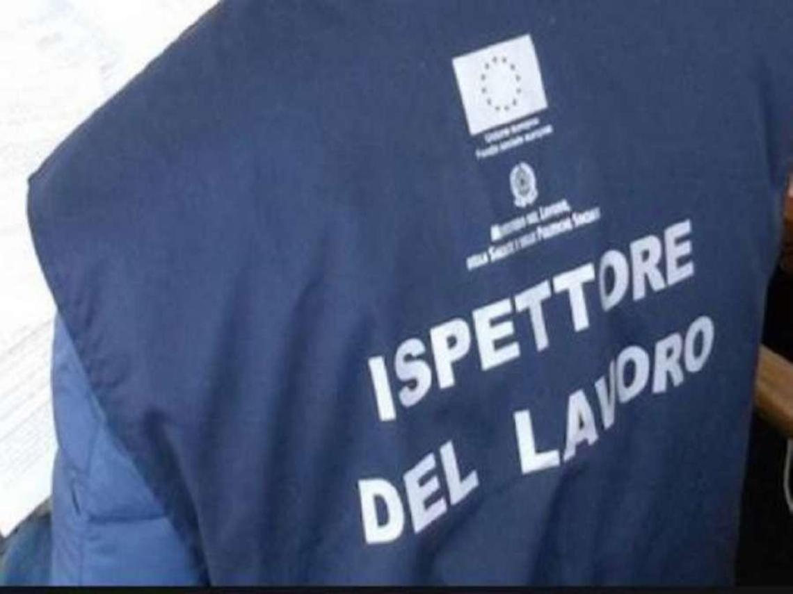 Cuochi precari, altro che vip: un giovane denuncia la catena di ristorazione