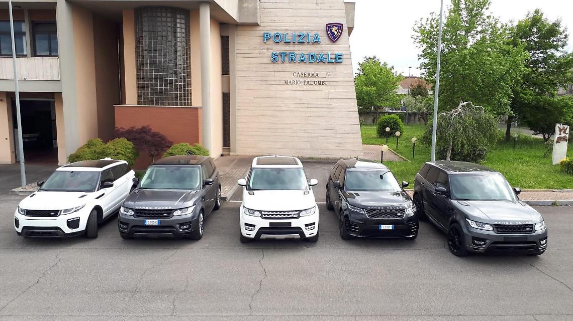 Ricettazione di veicoli di alta gamma rubati: due arresti