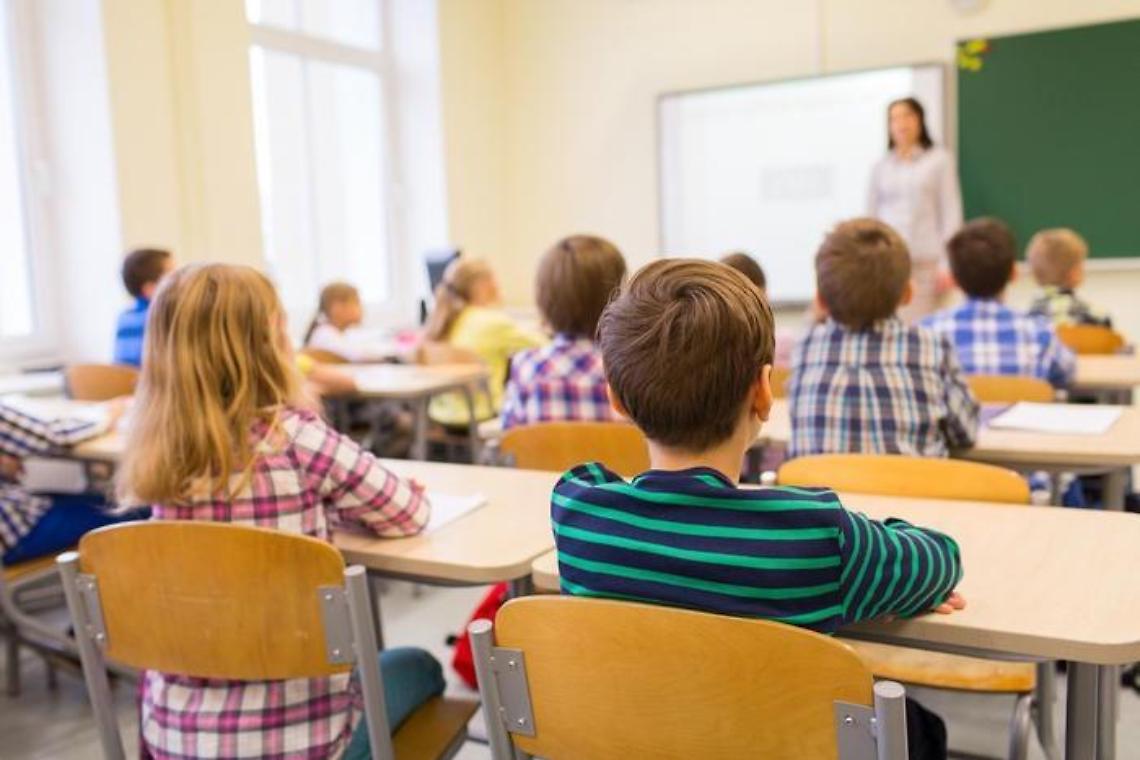  Topi a scuola e i bimbi a casa. Oggi il confronto