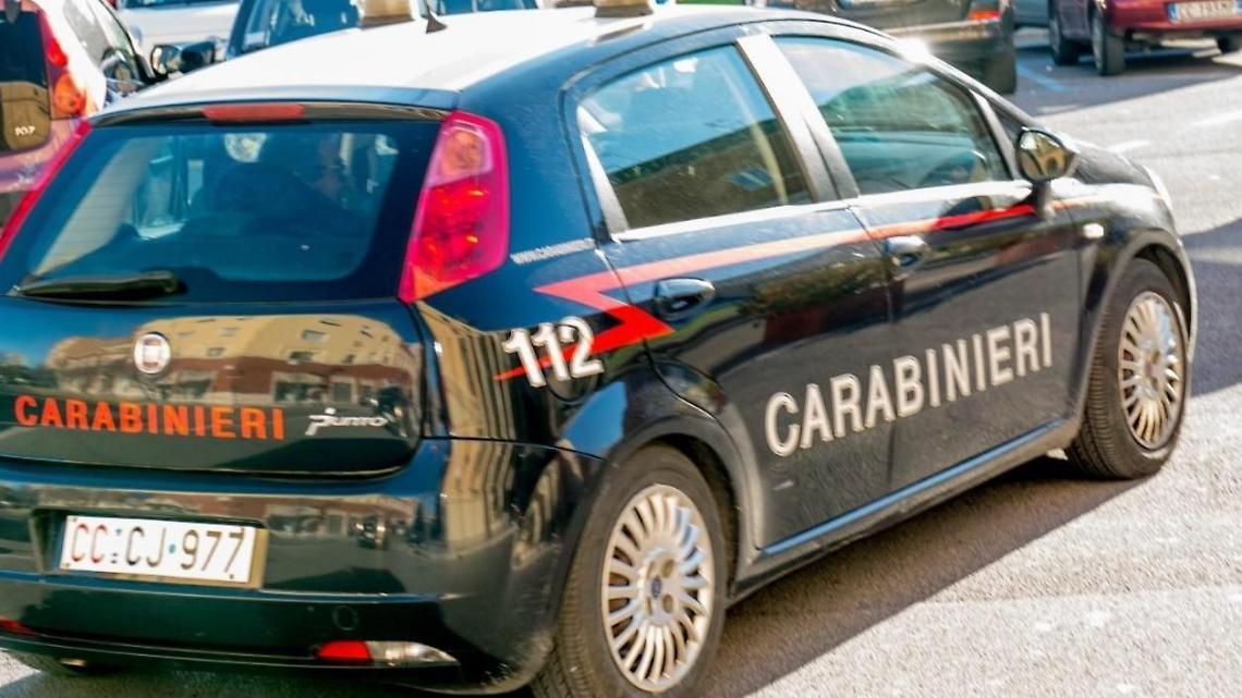 Arrestate le autrici dei furti nelle auto alla stazione. Una è minorenne