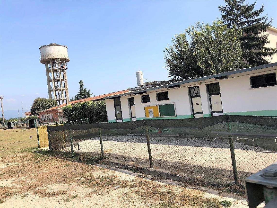 Campo sportivo negato, l'appello del Pd: «Don Andres ci ripensi»