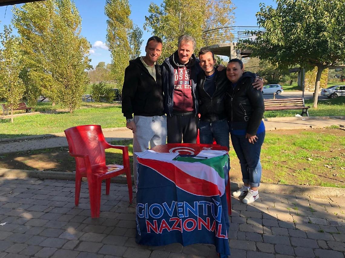 Un campo di calcio a 11 nei quartieri Q4 e Q5: la proposta dei giovani