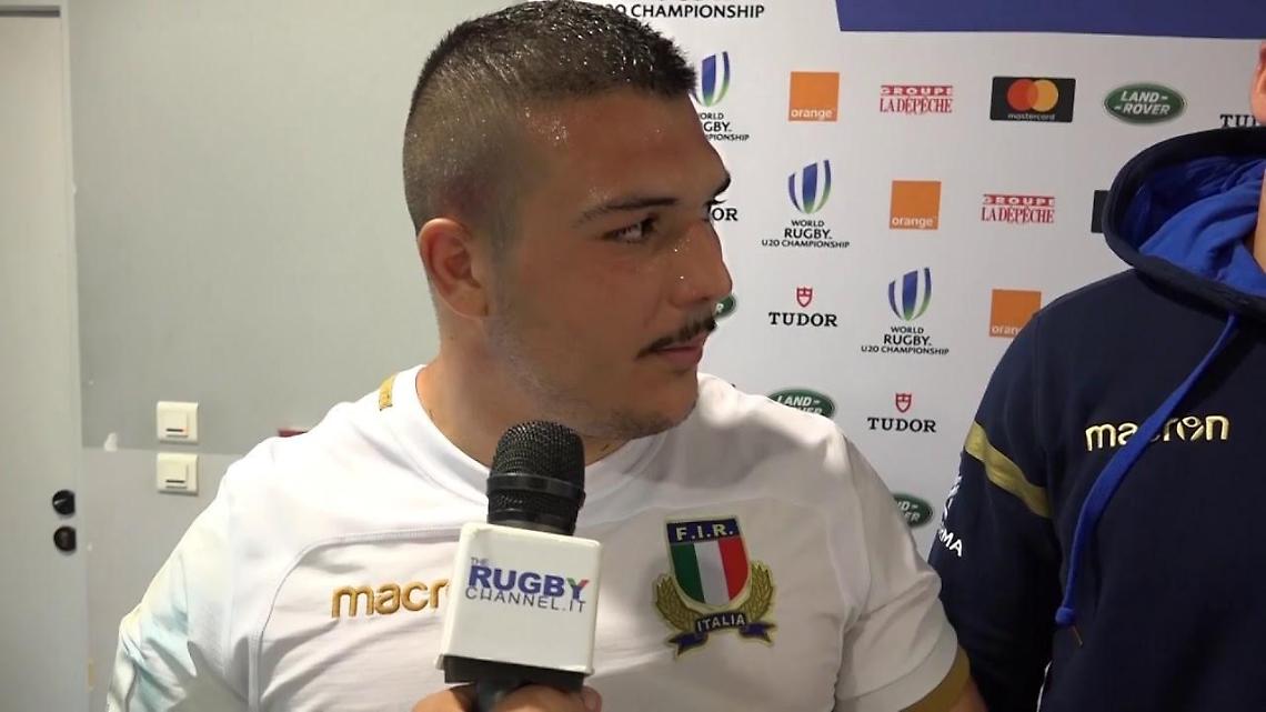 L'apriliano Danilo Fischetti in campo contro gli All Blacks