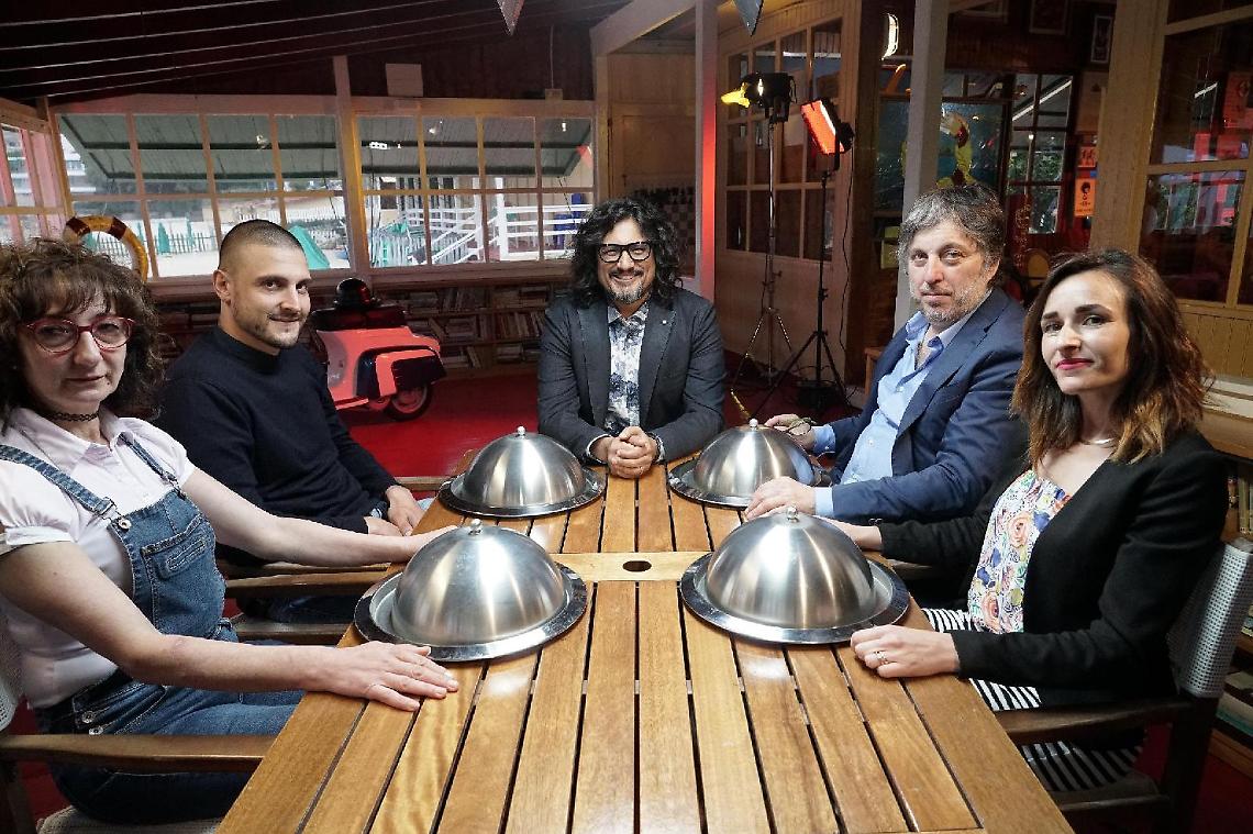 Borghese approda nella Riviera d'Ulisse per scegliere il miglior ristorante