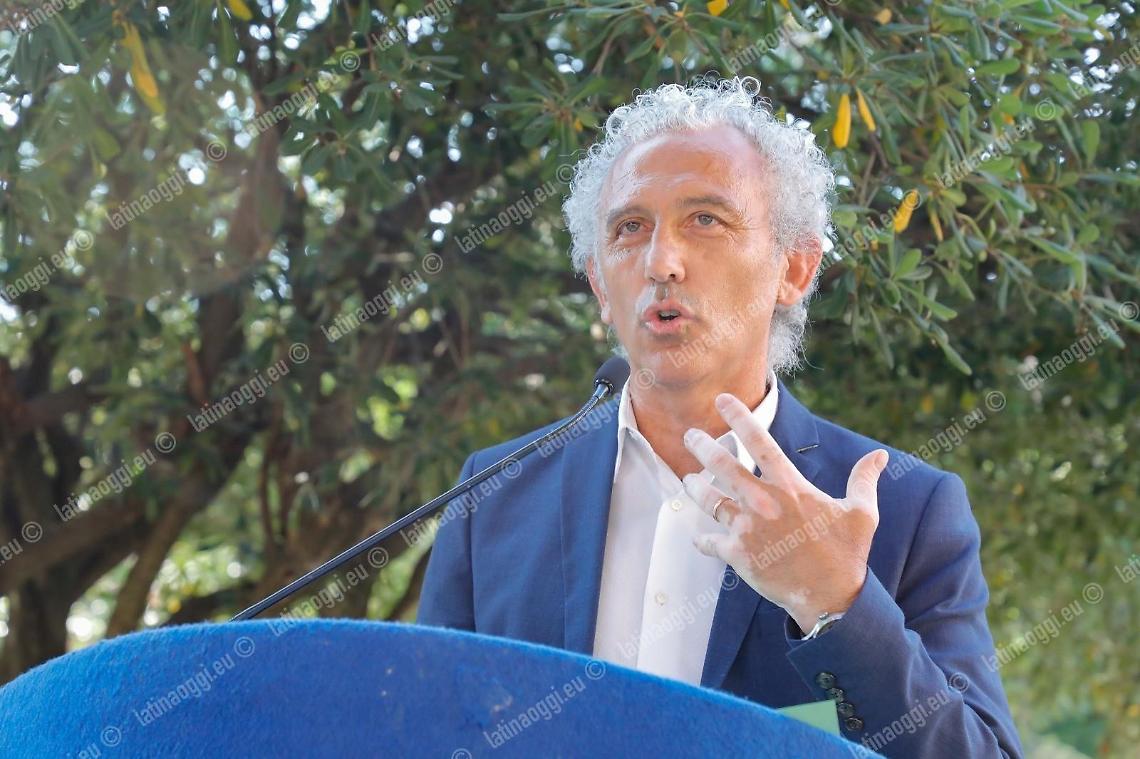 Coletta  scrive al premier Conte: "Latina tagliata fuori senza infrastrutture"
