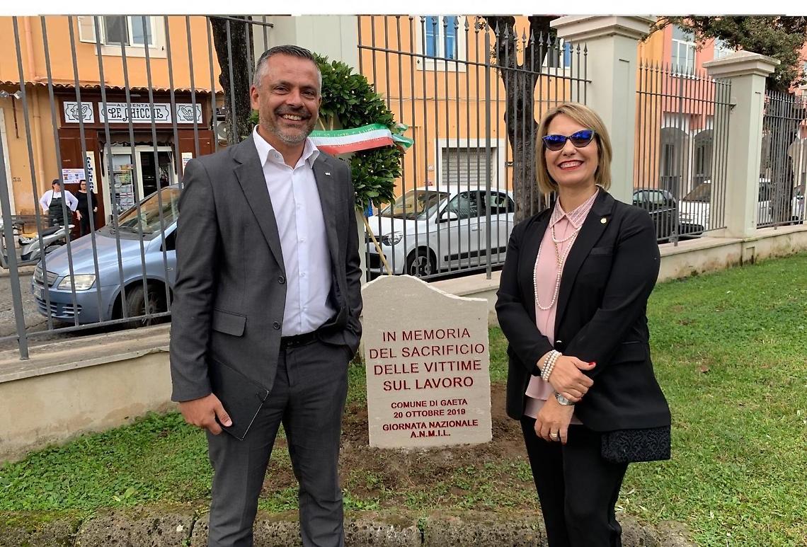 Incidenti sul lavoro, una stele in ricordo delle vittime