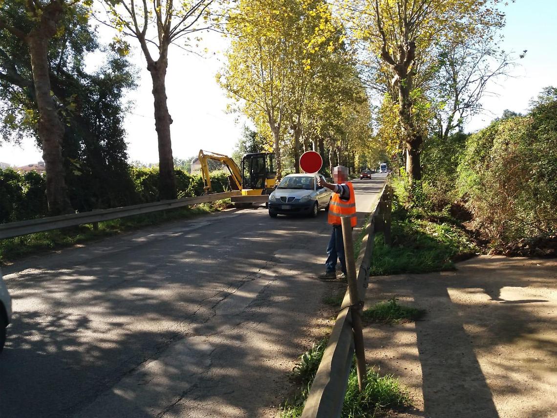 Priverno, ripulite le cunette della via Marittima II a Fossanova