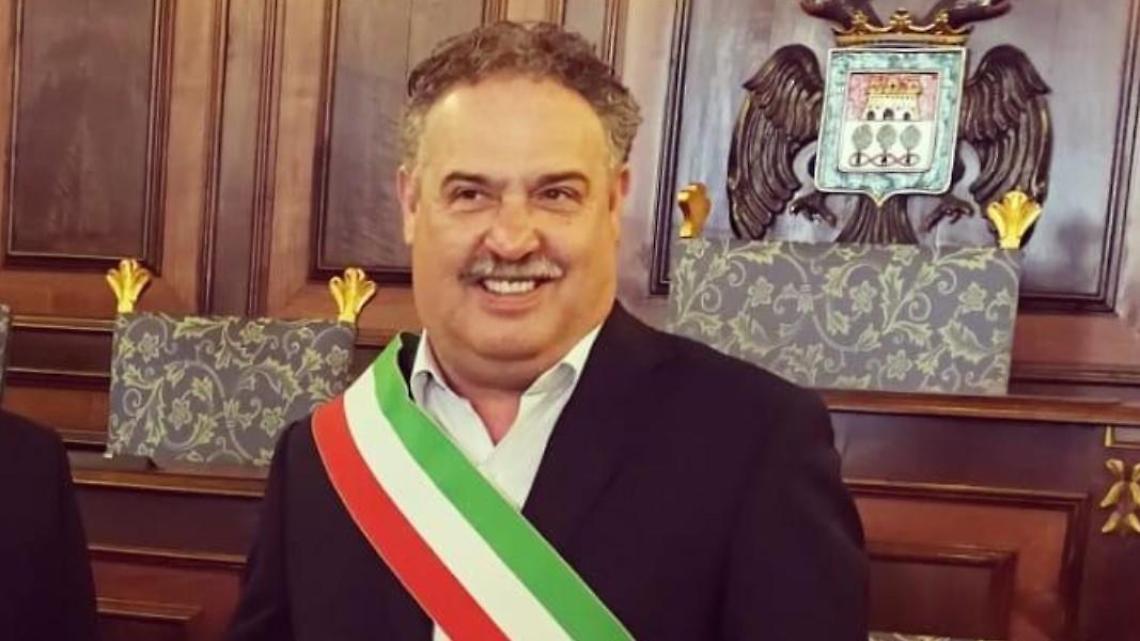 Rifiuti a Lazzaria, il sindaco: &laquo;Nessuna discarica sar&agrave; realizzata a Velletri&raquo;