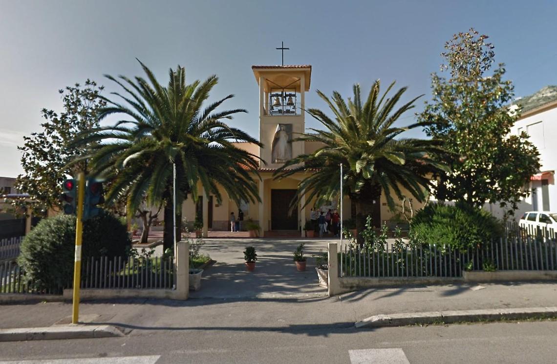 Sezze scalo, disturba la Messa della domenica e insulta i carabinieri: denunciato