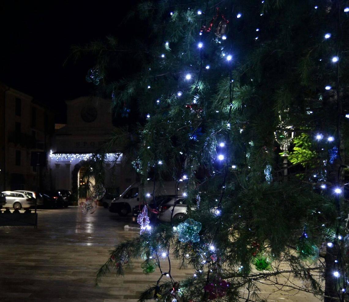 Dai &laquo;Vicoli di Natale&raquo; al Capodanno in piazza: Prossedi si prepara alle Feste
