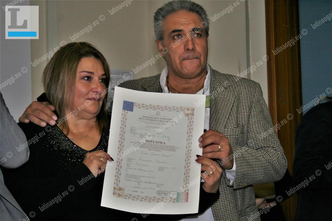 Commozione e ricordi a Sezze: Francesca Venditti ha avuto il suo diploma