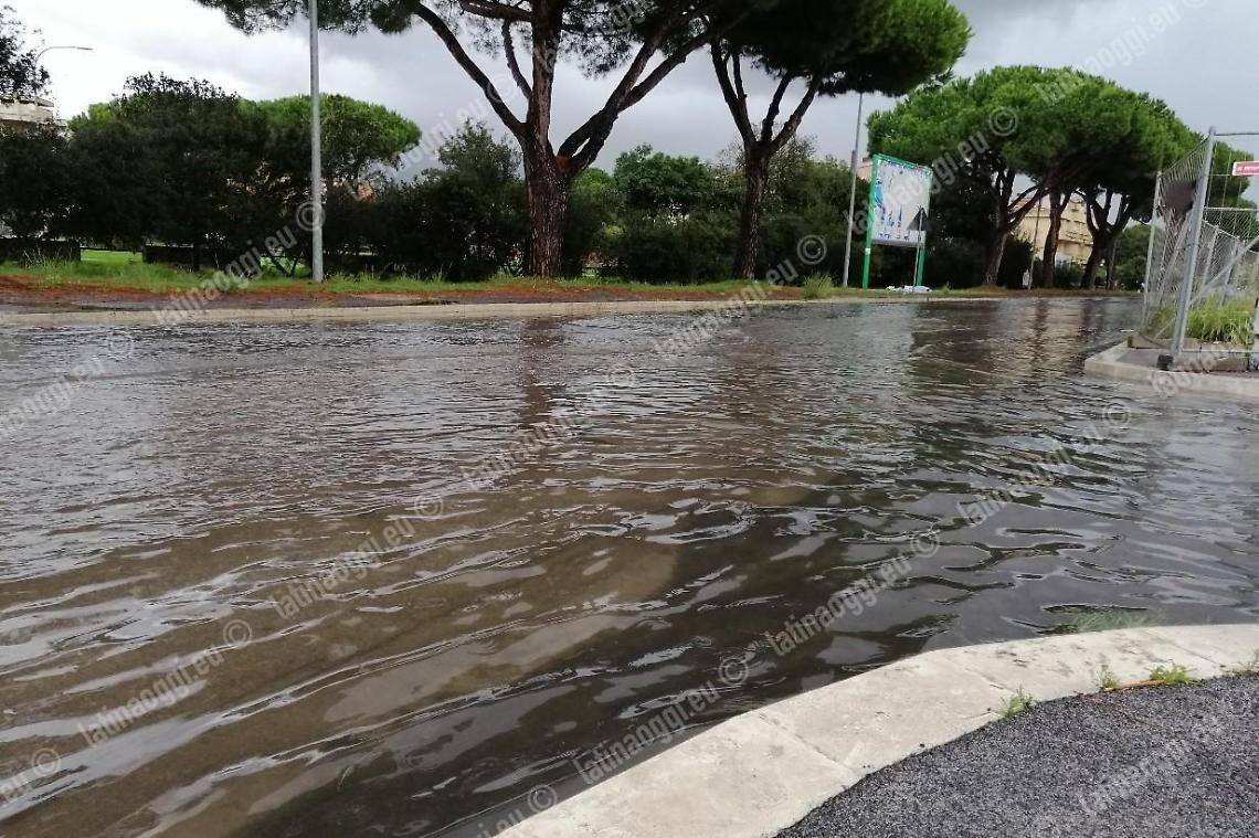 Nubifragio a Terracina, domani scuole chiuse. L'ordinanza del Comune