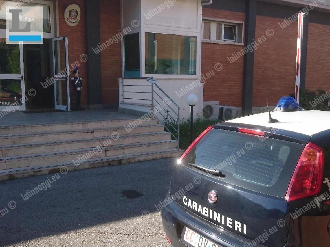 Velletri, trovato con la droga in casa: arrestato un uomo