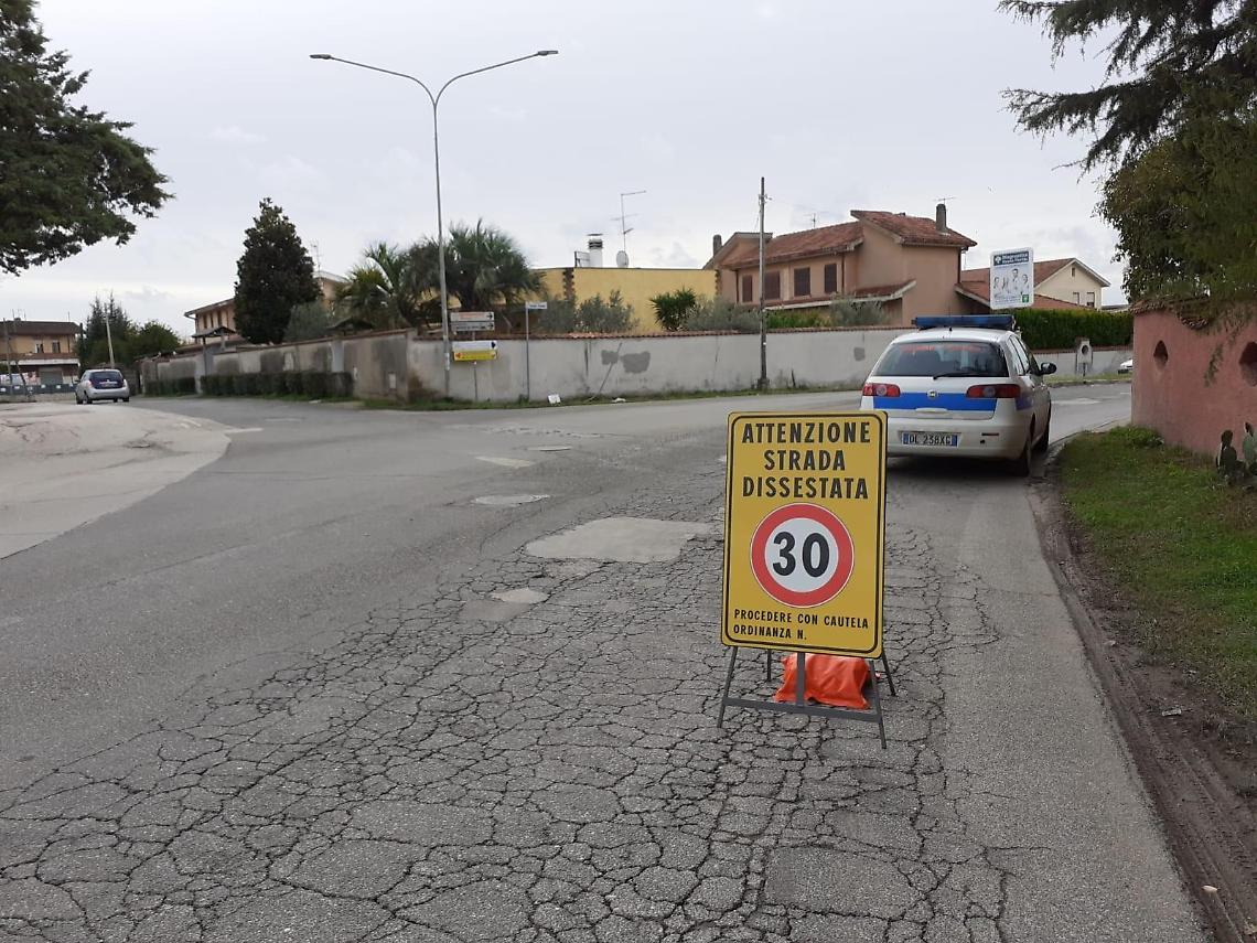 Buche ad Ardea, nuova ordinanza: abbassati i limiti di velocità su altre strade