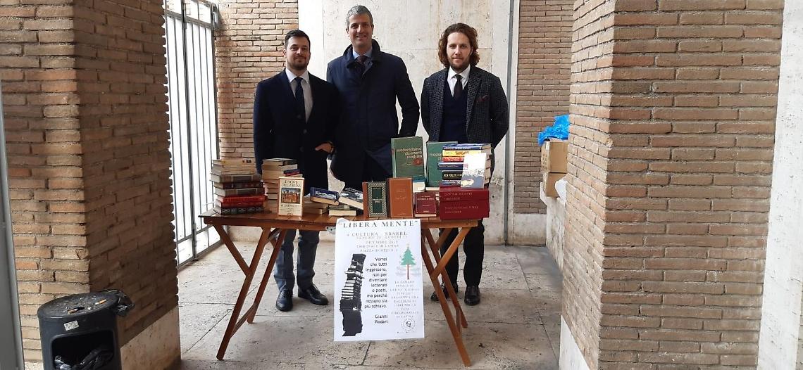 Latina, libri ai detenuti. Successo per l'iniziativa della Camera Penale