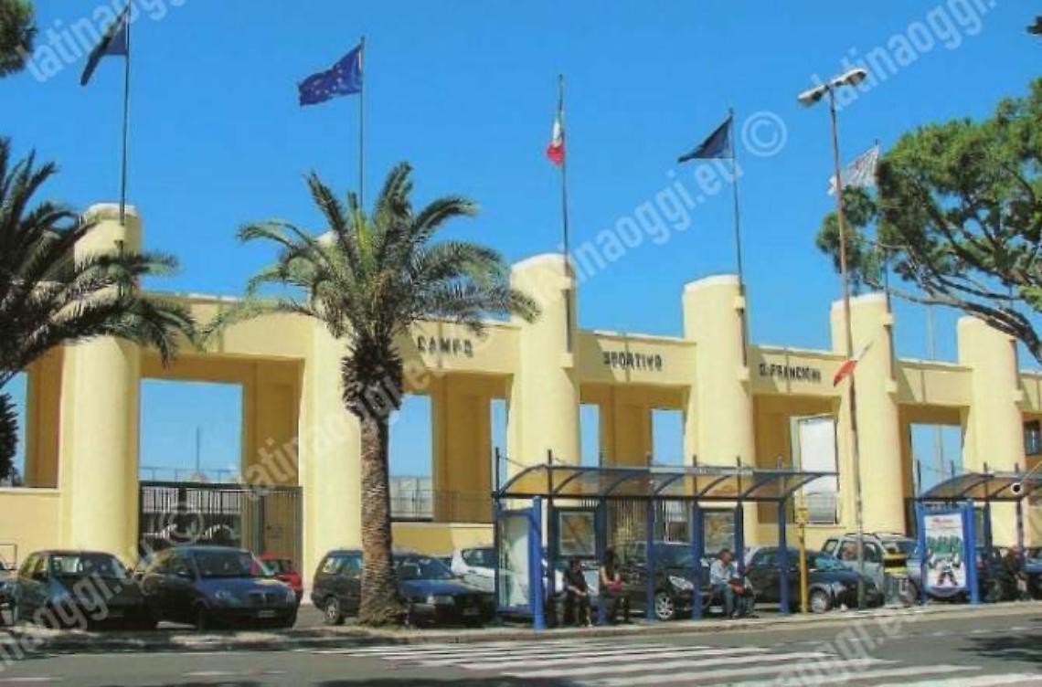 Stadio Francioni, un avviso pubblico per affidare la struttura