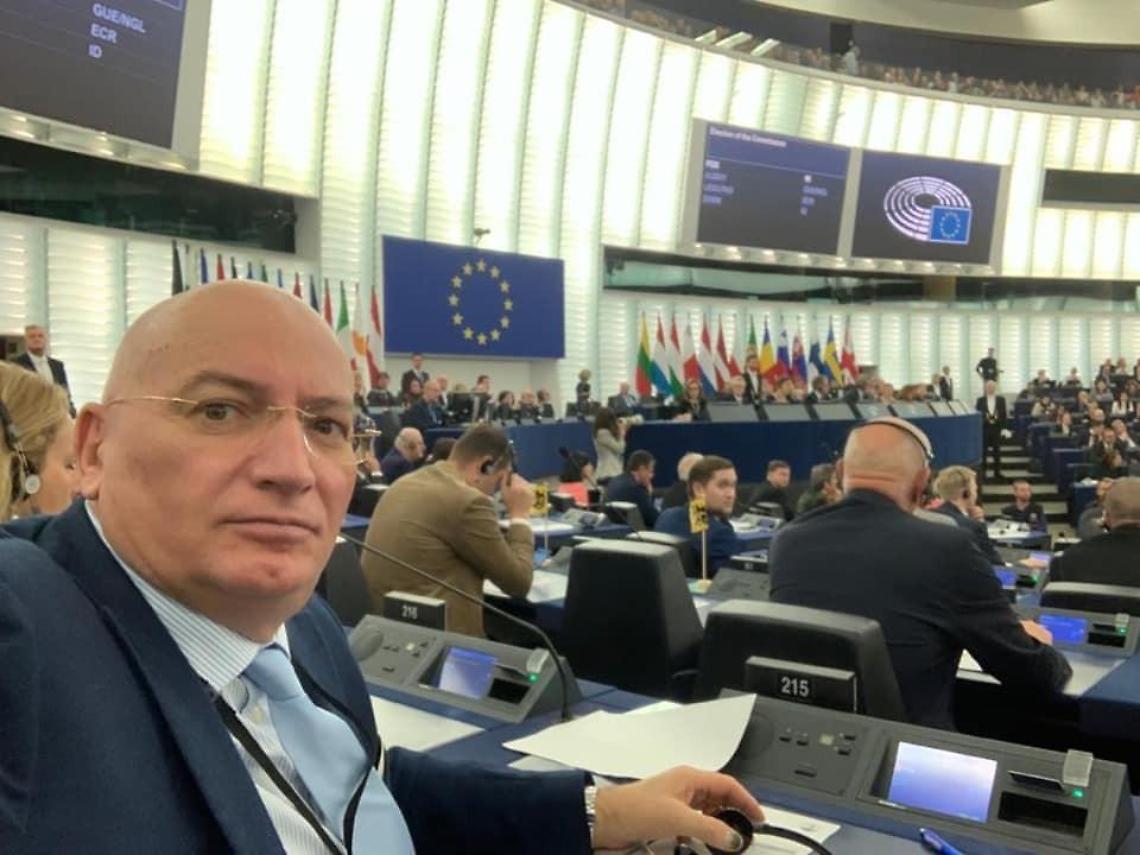 Adinolfi (Lega): "A Bruxelles le mie battaglie in difesa dell'Italia"