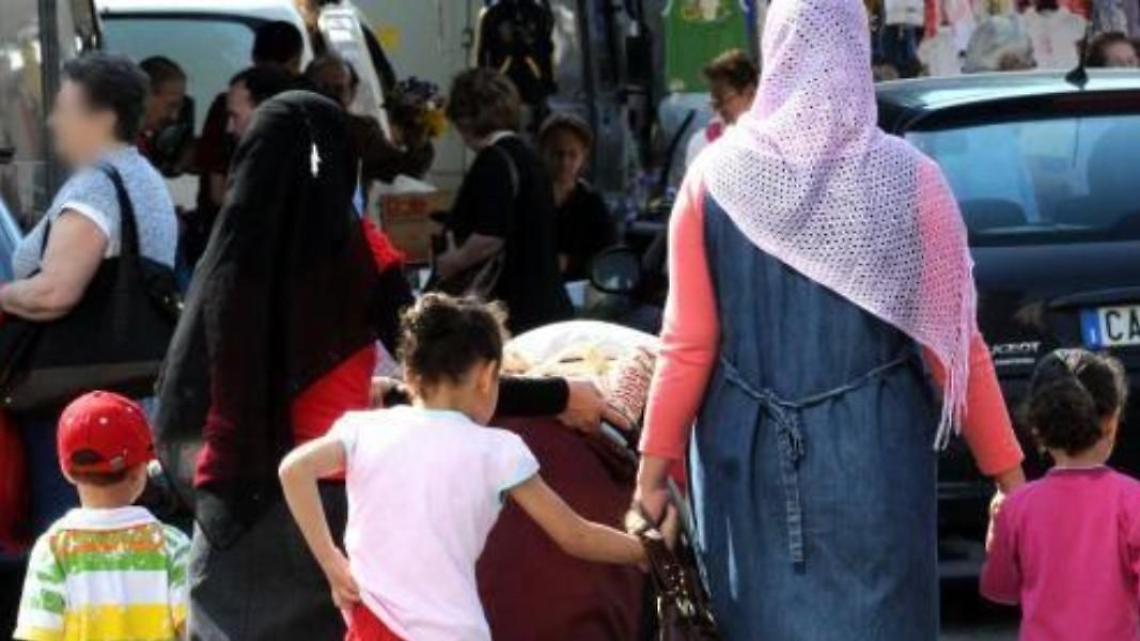 Sempre pi&ugrave; stranieri nelle citt&agrave; del litorale, in dieci anni sono raddoppiati