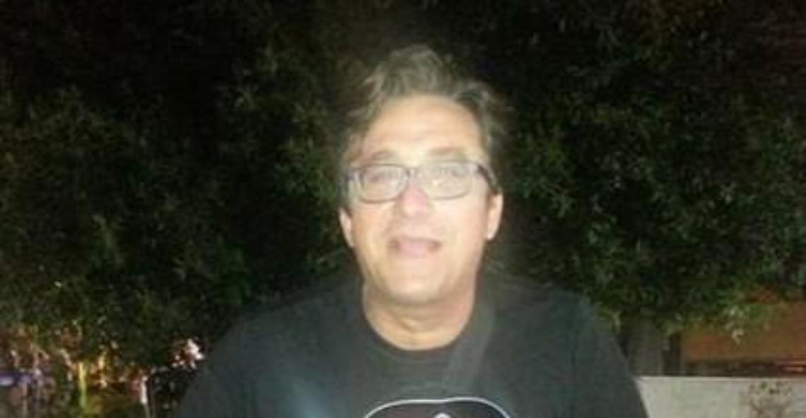 Addio a Maurizio Petrone, storico barista della biblioteca