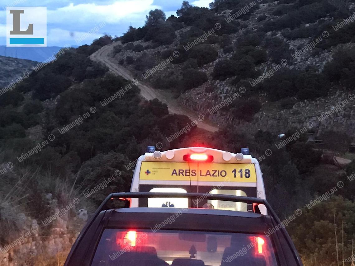 Trascinato dal cavallo a Sezze, migliorano le condizioni dell'uomo ferito